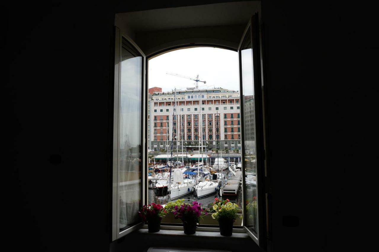 Casa Del Porto Al Borgo Marinari Villa Napoli Bagian luar foto
