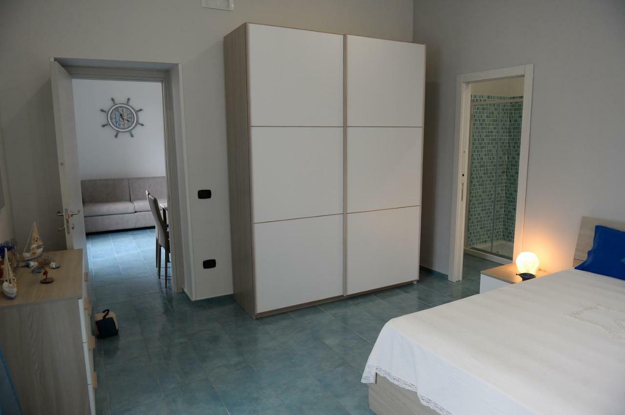 Casa Del Porto Al Borgo Marinari Villa Napoli Bagian luar foto